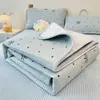 Juego de cubierta de cama de tres piezas de algodón puro Clase A para otoño e invierno, sábana de cama antideslizante de terciopelo de leche engrosada, colchón de tatami acolchado 100% algodón
