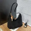 Bolsa de Ombro Suede Retro 2026 Venda Quente Versátil de Alta Qualidade Moda para o Dia a Dia Bolsa Transversal Atacado