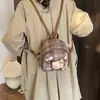 Mochila Gatinho Xadrez Retrô Fofa Feminina 2026 Nova Moda Versátil Leve para o Dia a Dia Viagem Mochila Pequena