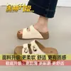 Sandálias são super populares, casuais e versáteis, calçado feminino de verão para atividades ao ar livre 2026 novas sandálias plataforma Birkenstock de sola grossa retrô