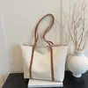Bolso Casual de Moda con Personalidad, Gran Capacidad, Textura Sencilla, Bolso de Hombro Estilo Nuevo, Bolso Tote para Mujer Primavera/Verano 2026