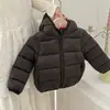 Nueva chaqueta de algodón plumón para niñas, abrigo ligero de algodón para niños, chaqueta de algodón de otoño e invierno para niños, prenda exterior con capucha para niños pequeños
