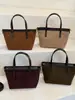 Bolsa de Mão Retrô Simples de Luxo Leve Japão Coreia Bolsa Saco Feminina Outono Estilosa Versátil para o Dia a Dia Ombro Único Transversal