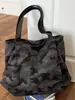 Nova bolsa de lona grande e personalizada estilo coreano da Shuai Mi, bolsa de ombro de estilo casual e descontraído, bolsa de compras para mulheres