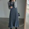 En stock Estilo nuevo de otoño e invierno ins coreano vestido de terciopelo plisado corte ajustado vestido de tirantes 18857