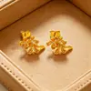 Nuevos Pendientes Pequeños Florales Frescos Chapados en Oro Vietnamita para Mujer, Elegante Diseño de Flor de Cuatro Pétalos con Pedrería en Imitación Oro, Fábrica Chapada en Oro de Cobre