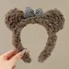 Diadema versátil y peculiar para otoño e invierno para mujer, diseño de corona alta para hacer que la cara parezca más pequeña, elegante y atractiva, accesorio para el cabello dulce y moderno