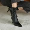 Botas Curtas Marrons para Mulheres com Salto Agulha 2025 Novo Outono e Inverno Versátil Elegante Bico Fino Salto Alto Elástico Slim Botas Nude