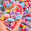 Centenas de Acessórios de Resina com Tema de Desenho Animado, Materiais DIY de Cola Cremosa de Animais, Presilhas de Cabelo Artesanais, Joias e Ímãs de Geladeira