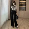 Conjunto de Moda Esportiva Casual Estilo Chanel Outono e Inverno para Mulheres, Elegante Redutor de Idade Tricotado com Decote V Calça Wide Leg Conjunto de Duas Peças para Socialites