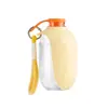Nueva botella de agua portátil de plástico con forma de bola para mascotas con correa para que gatos y perros beban agua sobre la marcha