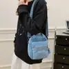 Bolso de Mano de Mezclilla Casual Versátil de Moda Otoño e Invierno para Mujer 2026 Nuevo Estilo Cremallera Retro Bolso Cruzado Bolso para Teléfono Móvil