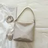 Bolso Cubo Grande de Tejido Casual Color Sólido Estilo Verano 2026, Elegante para el Trabajo y los Viajes Diarios, Bolso de Hombro Único