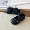Zapatos Infantiles 2026 Otoño Nuevo Estilo Dulce Lunares Zapatos Pequeños de Cuero para Niñas con Cierre de Velcro Lazo y Suela Suave Zapatos de Bebé