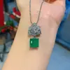 Conjunto de joyería de anillo, collar y pendientes estilo europeo y americano, forma de flor, creativo, totalmente engastado con diamantes 10*10