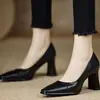 Zapatos de Salón de Punta Cuadrada Estilo Francés 2026 Otoño Nuevo Estilo Estilo Pequeño Chanel Boca Baja Zapatos de Mujer Versátiles de Moda Temperamento Tacones Altos Mujer
