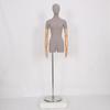 Tienda de ropa modelo de lino de bambú accesorios muñeca de medio cuerpo estilo coreano maniquí maniquí de plomo soporte para modelo soporte para exhibición en ventana