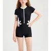Colección de trajes de baño de una pieza para mujer con cremallera frontal, manga larga, protección solar, diseño hueco floral, corte ajustado, secado rápido y moderno, para surf y buceo