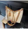 Bolsa Transfronteriza de Gran Capacidad para Mujer 2026 Nueva Moda Primavera y Verano Bolso Tote para Viajes Cotidianos Bolso Cruzado Bolso de Hombro Elegante