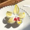 Presilha de Cabelo Flor de Plumeria Colorida para Mulheres, Grampo de Cabelo Floral, Elegante Presilha de Tubarão, Acessório de Cabelo para a Parte de Trás da Cabeça, Ornamento de Cabelo Estilo Coreano para Meio Preso