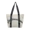 Bolsa tote casual y elegante para mujer, nuevo modelo 2025, única, simple, moderna, bolso de mano de nicho y bolsa de hombro para compras