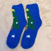 Calcetines de Navidad de coral de otoño e invierno, calcetines de suelo cálidos para el hogar de terciopelo medio, calcetines de Navidad de Papá Noel