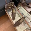 Mocasines de mujer con tacón grueso y puntera cuadrada estilo francés, nueva colección otoño 2026