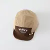 Gorras para Niños Moda Primavera y Otoño Gorra de Pico de Patito para Bebé Sombrero de Sol a Prueba de Viento Estilo Coreano Gorra de Béisbol con Letras para Niños y Niñas