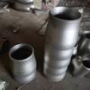 Tubo Redutor de Aço Inoxidável 316L Soldado a Aço Carbono 20 # 304 Concentricamente Excêntrico Cabeça Pequena Estampagem Elétrica para Conformação a Quente de Tubos