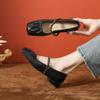 Sapatos de salto baixo Square Head femininos Not Tired Feet plissados de couro macio sapatos de leite com fivela de metal sapatos Mary Jane brancos femininos