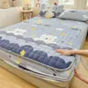 Manta de Cama de Terciopelo de Leche Grado Madre y Bebé Modelo Otoño e Invierno Colchón de Cama Cálido Cubierta Completa Juego de Ropa de Cama Engrosado Juego de Sábanas de Tres Piezas