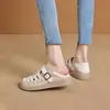 Sandalias Simon Lena con Corte en la Punta para Mujer 2026 Verano Nuevos Casuales Zapatos con Agujeros Piel Suave Tejido Retro Transpirables Planos