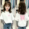 Camiseta de manga larga a rayas para niña, nuevo estilo primavera/otoño, top de cuello redondo moderno para bebés, ropa infantil holgada y casual
