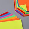 Papel Cartão Fluorescente 200g Colorido Dupla Face Duas Cores Cartão Rígido para Dobrar, Adequado para Artesanato de Alunos do Ensino Fundamental, Direto da Fábrica de Origem