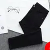 Pantalones de mezclilla azul claro elásticos de talle alto estilo europeo y americano de talla grande para mujer, ajustados, con efecto adelgazante, tipo lápiz que cubren los glúteos para pies pequeños