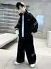 Conjunto de roupas esportivas para meninos 2026, coleção de outono, moderno e legal, estiloso e legal, para crianças mais velhas, com cardigã de gola alta e calça de perna larga