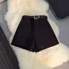 Shorts de lã cor de café para mulheres 2026 Outono/Inverno Novo Cintura Alta Plus Size Moda Casual Justo na Cintura Perna Larga para Mulheres Baixas