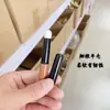 Pincel Labial Redondo Delicado de Lã Light Peak com Tampa, Batom Profissional, Mini Labial Portátil de Dupla Finalidade para Esfumar e Corretivo