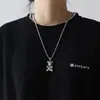 Colar Hip-Hop Unissex de Aço Titânio Feminino ins Fofo Desenho Animado Mini Urso Boneca Pingente Nicho Corrente para Suéter