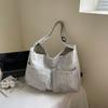 Bolso cruzado ligero plisado para mujer 2025 Nuevo bolso de hombro casual de tela de nailon ligera Bolso de hombro grande relajado
