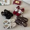 Zapatillas de entrenamiento retro alemanas súper elegantes para mujer, nuevos zapatos planos versátiles de otoño 2026, zapatillas deportivas casuales de suela gruesa de nicho