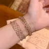 Pulsera abierta de circonita cúbica redonda en tonos fríos, estilo coreano, un diseño versátil y único, una pieza de joyería ligera y lujosa