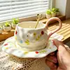 Juego de Taza y Platillo de Cerámica Pequeños Florales Pintados a Mano Caja de Regalo Estilo Ins Taza de Café Femenina Taza para el Té de la Tarde