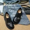 2026 Novo Estilo Couro de Bezerro Brogue Fivela de Metal Jk Mocassins de Couro Planos Versáteis Modernos Sapatos Femininos