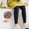 Calça Macacão de Lã de Cordeiro para Meninas Estilo Novo Inverno 2025 Leggings Grossas com Forro de Fleece Calça de Nove Pontos Lisa com Forro de Fleece