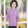 Suéter de cuello semialto bordado de moda para mujeres de mediana edad y mayores, traje de madre holgado de talla grande adecuado para suéter de mujer 5070