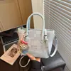 Bolso de Mano Pequeño de Moda Transfronterizo para Mujer 2026 Nuevo Estilo de Primavera Elegante Bolso de Hombro Cruzado Bolso Tote Cubo para Viajar