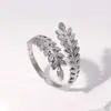 Anillo de Acero Inoxidable Europeo y Americano Transfronterizo para Mujer, Abierto, No se Desvanece, Goteo de Aceite, Simple, Moderno y Personalizado, Joyería para Mano de Mujer