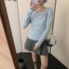Nuevo Estilo Otoño Temprano 2026 Top de Cuello Asimétrico con Diseño Plisado Ajustado, Camiseta Trendy de Manga Larga para Mujer, Camiseta Básica de Capa Interior