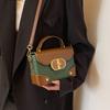Bolsos Pequeños de Moda para Mujer de Este Año, Versátiles para Otoño, Nuevo Bolso Cruzado de Hombro Cuadrado Pequeño en Forma de Caja para Llevar en la Mano, Moda 2026